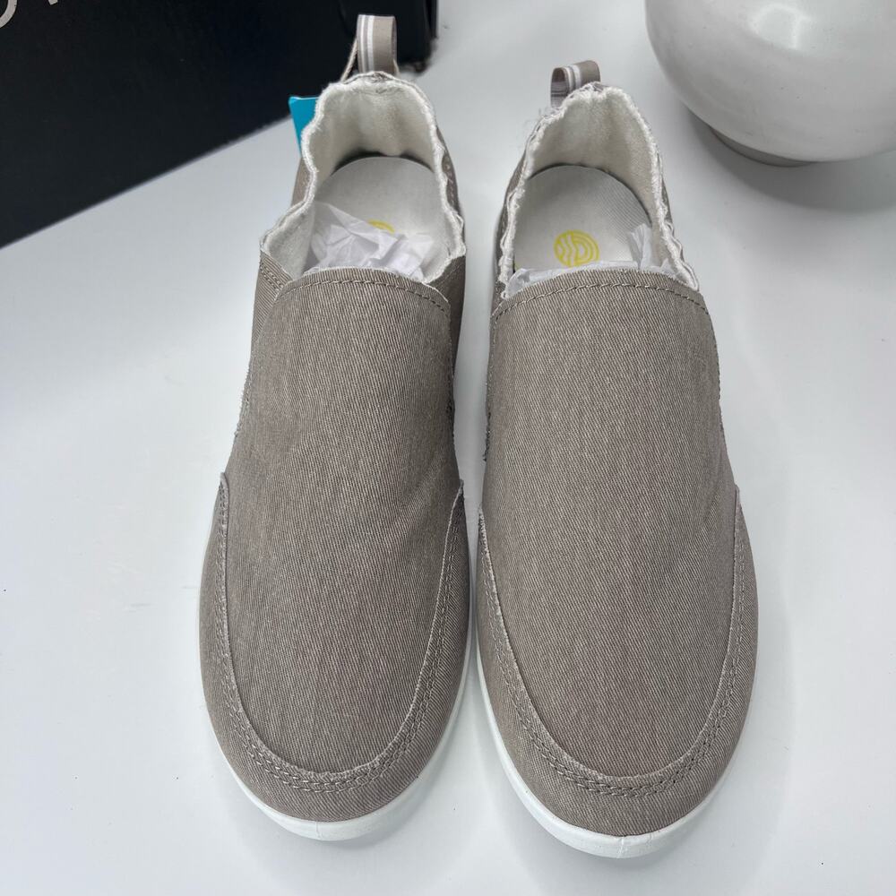 Vionic Beach Malibu Canvas Slip On Sneaker Comfort Shoes Gray Women's US 5 NWB - Picture 5 of 10